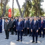 15-temmuz-sehitleri-izmirde-dualarla-anildi.jpg
