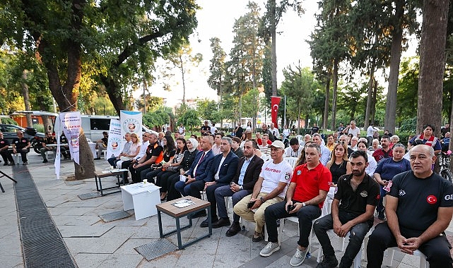 17-agustosun-yil-donumunde-bucada-deprem-gercegi-masaya-yatirildi.jpg