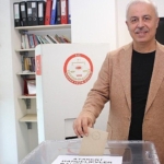 ak-parti-karsiyaka-ilce-baskani-av-selahattin-kose-8-olagan-ilce-delege-secimlerini-buyuk-bir-katilim-ve-cosku-ile-tamamladiklarini-soyledi.jpg