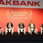akbank-is-dunyasinin-liderleriyle-birlikte-gelecegi-sekillendirmeye-devam-ediyor.jpg