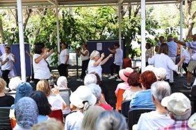aktif-yasli-merkezinde-veda-programi.jpg