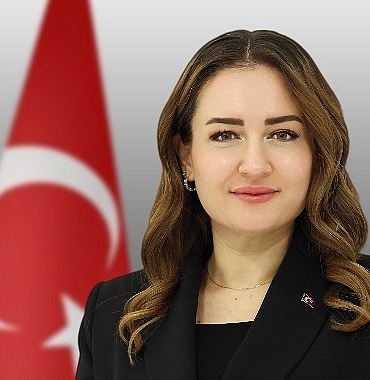 antalya-buyuksehir-belediye-baskan-vekili-busra-ozdemirin-anneler-gunu-mesaji.jpg