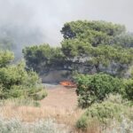 antalya-buyuksehir-itfaiyesi-alevlerle-mucadele-ediyor.jpg