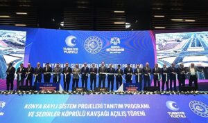 bakan-uraloglu-konyaya-kazandirilacak-yeni-rayli-sistem-hatlarinin-mujdesini-verdi-skrXcr9j.jpg