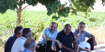 baskan-altay-altinekinde-hasat-yapti.jpg