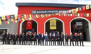 baskan-altay-bozkir-otogari-ve-itfaiye-merkezini-acti-XWT3EQ8K.jpg