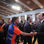 baskan-altay-buyuksehir-ve-koski-personeliyle-bayramlasti.jpg