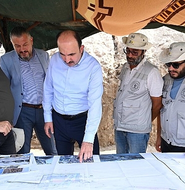 baskan-altay-larende-kazisi-konya-tarihine-etki-edecek-bir-kesif-oldu.jpg