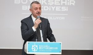 baskan-buyukakin-gebzede-serviscilerle-bulustu-D2vU5ccL.jpg
