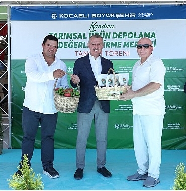 baskan-buyukakin-siz-yeter-ki-uretin-biz-daima-yaninizdayiz.jpg