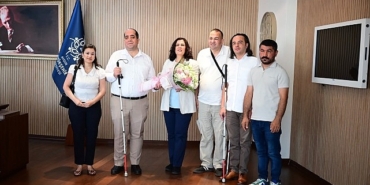 baskan-cerciogluna-alti-nokta-korler-dernegi-aydin-sube-baskani-bayram-ozen-ve-dernek-uyelerinden-ziyaret.jpg