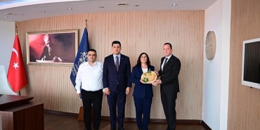 baskan-cerciogluna-aydin-sanayi-odasi-ege-kuru-meyve-ve-mamulleri-ihracatcilari-birligi-ve-nazilli-ticaret-borsasindan-ziyaret.jpg
