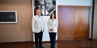 baskan-cerciogluna-incirliova-belediye-baskani-aytekin-kayadan-ziyaret.jpg