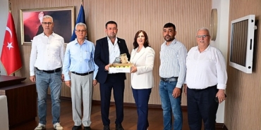 baskan-cerciogluna-kocarli-ziraat-odasindan-ziyaret.jpg