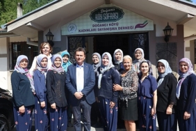 baskan-erkan-aydin-dogancida-vatandaslarin-taleplerini-yerinde-dinledi.jpg