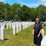 baskan-mutlu-bosna-hersekte-srebrenitsanin-acisina-ortak-oldu.jpg