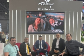 baskan-topaloglu-mitt-moskova-turizm-fuarinda.jpg