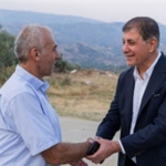 baskan-tugay-sozunu-tuttu-beydagli-ciftcinin-30-yillik-su-hasreti-sona-erdi.jpg
