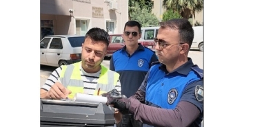 bayraklida-insaatlara-siki-denetim.jpg