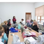 burhaniye-belediyesinden-kadinlara-ozel-program-duzenlendi.jpg