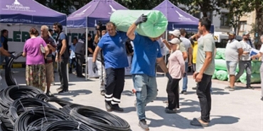 buyuksehirden-domates-ve-cilek-ureticisine-iklim-zirhi.jpg