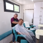 buyuksehirin-mobil-kuafor-tiri-yaylalarda-hizmet-veriyor.jpg