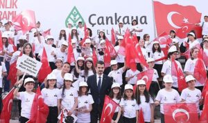 cankaya-belediyesi-23-nisan-ulusal-egemenlik-ve-cocuk-bayramini-birbirinden-renkli-etkinliklerle-ilcenin-dort-hX97V4ab.jpg