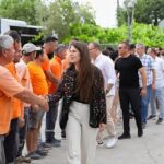 cesme-belediye-baskani-lal-denizli-kurban-bayrami-dolayisiyla-belediye-personeliyle-bayramlasti.jpg