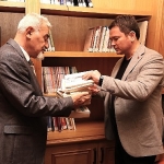 cgd-bursa-subesi-osmangaziye-ugur-mumcu-kitaplarini-bagisladi.jpg