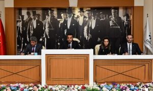 cigli-meclisinde-bir-oy-birligi-de-doruk-icin-baskan-onur-emrah-yildiz-faaliyet-raporunu-qnNGQT5J.jpg