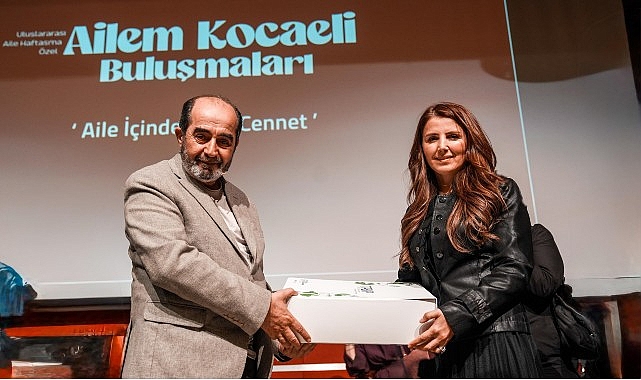 demirbag-ailem-kocaeli-bulusmasinda-konustu-aile-insanin-ilk-mektebidir.jpg
