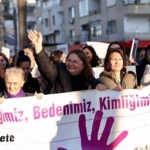 didim-belediye-baskani-hatice-gencaydan-anlamli-imza.jpg