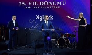 digiturk-25-yilini-gorkemli-bir-geceyle-kutladi-VScA2g5E.jpg