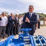 dikilide-toprak-suyla-bulustu-uretici-bayram-sevinci-yasadi.jpg