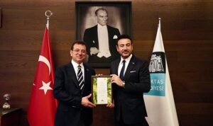 ekrem-imamoglu-besiktas-belediye-baskani-riza-akpolata-tebrik-ziyaretinde-bulundu-jlHBemDu.jpg
