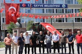 geyve-belediyesi-arac-envanterine-yeni-silindir-kazandirdi.jpg