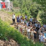 golcuk-belediyesi-tarafindan-baslatilan-calisma-ile-yeniden-ihya-edilerek-ilceye-kazandirilan-yukari-degirmenderedeki-tarihi-hamam-ogrencileri-agirladi.jpg