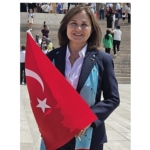 ilk-durak-anitkabir-turk-rotaryenlerinden-cumhuriyet-yemini.jpg