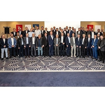 inci-holding-inci-aku-bayi-bulusmasinda-yeni-donem-strateji-ve-hedeflerini-paylasti.jpg