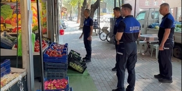 inegol-belediyesi-zabita-ekiplerinden-kaldirim-isgali-ve-cevre-kirliligi-denetimi.jpg