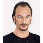istanbul-buyuksehir-belediyesi-sehir-tiyatrolari-sanatcisi-oguzboy-vedat-sahini-kaybetmenin-derin-uzuntusunu-yasiyor-IYDIFZgB.jpg