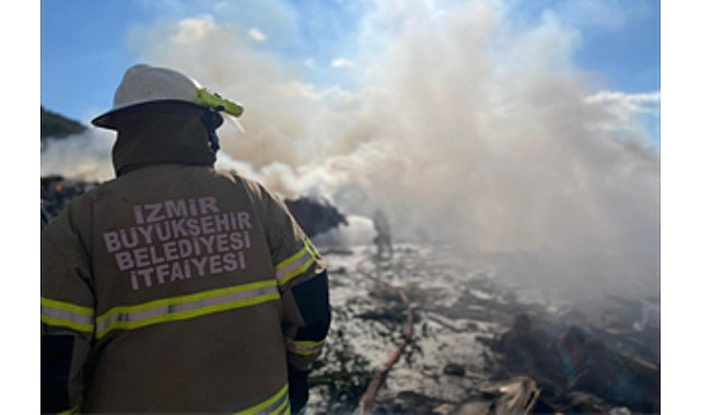 izmir-buyuksehir-belediyesinden-itfaiyeye-guc-takviyesi.jpg