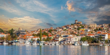jolly-19-ayvalik-uluslararasi-zeytin-hasadi-festivalinde-yerini-aldi.jpg