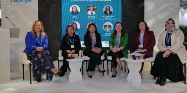 kadinlar-gelecek-icin-iklim-krizini-masaya-yatirdi.jpg