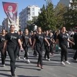 karsiyakayi-bayram-coskusu-sardi.jpg