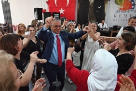 kemer-belediyesinden-anneler-gunu-etkinligi.jpg