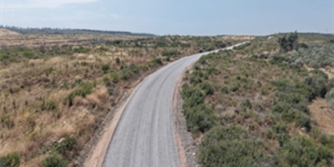 kinikta-5-mahalleyi-birbirine-baglayan-yollar-yenilendi.jpg