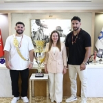 kirkpinar-baspehlivani-erkan-tasa-coskulu-karsilama.jpg