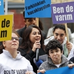 konaktan-engelliler-gununde-farkindalik-yuruyusu.jpg