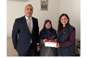 manisa-buyuksehirden-sehit-annelerine-anlamli-ziyaret.jpg